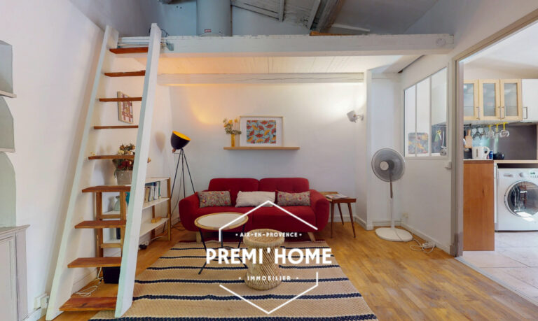 A VENDRE T2 RENOVE CENTRE HISTORIQUE AIX - Premi'home Agence immobilière Aix En Provence