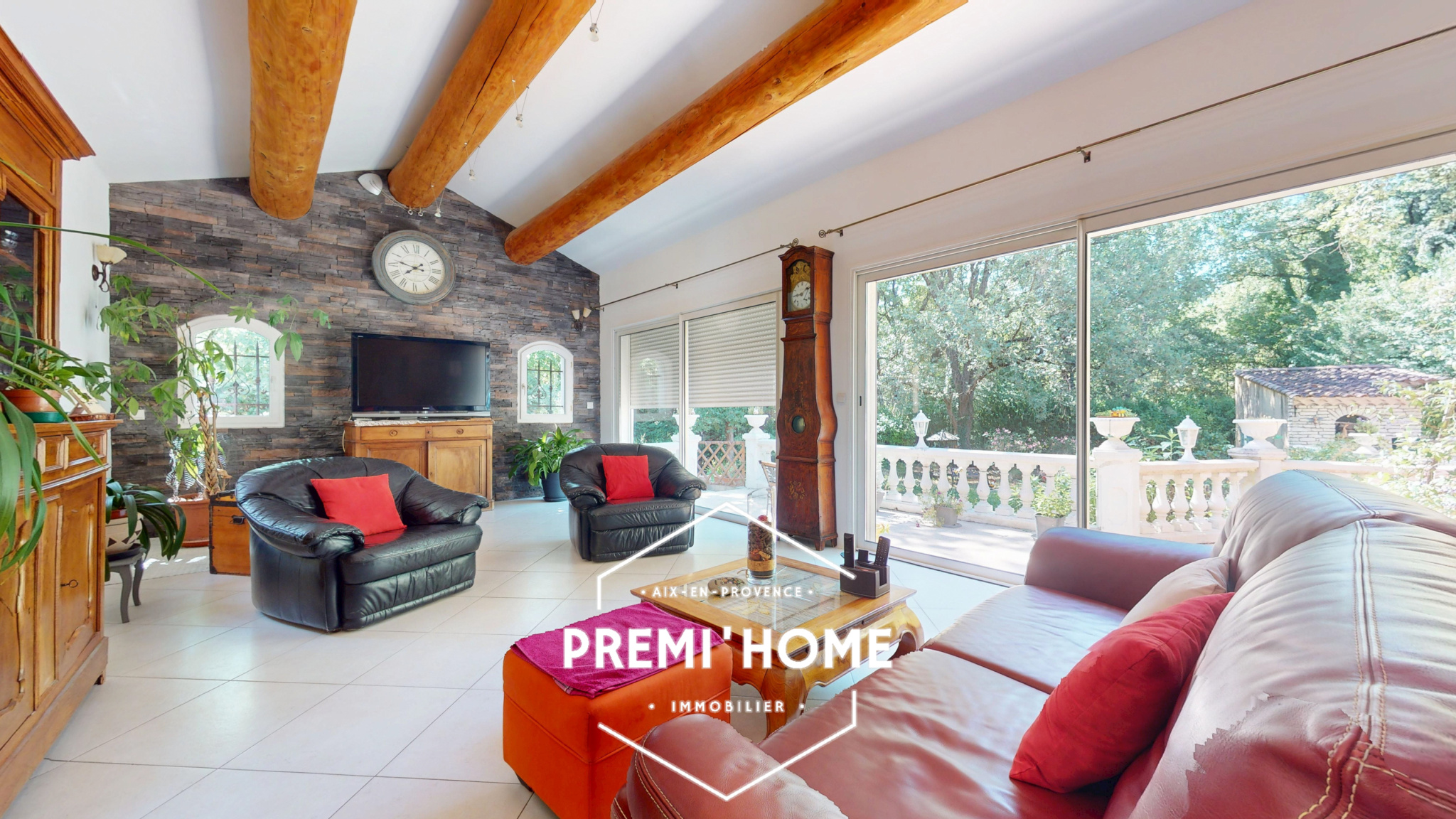 MAISON T4/5 PISCINE ET GARAGE NANS LES PINS - Premi'home Agence immobilière Aix En Provence