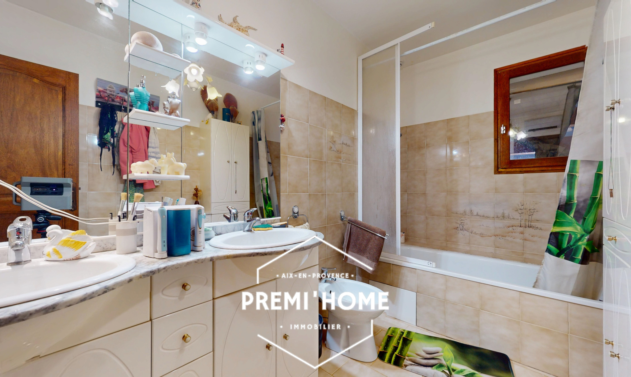 MAISON T4/5 PISCINE ET GARAGE NANS LES PINS - Premi'home Agence immobilière Aix En Provence