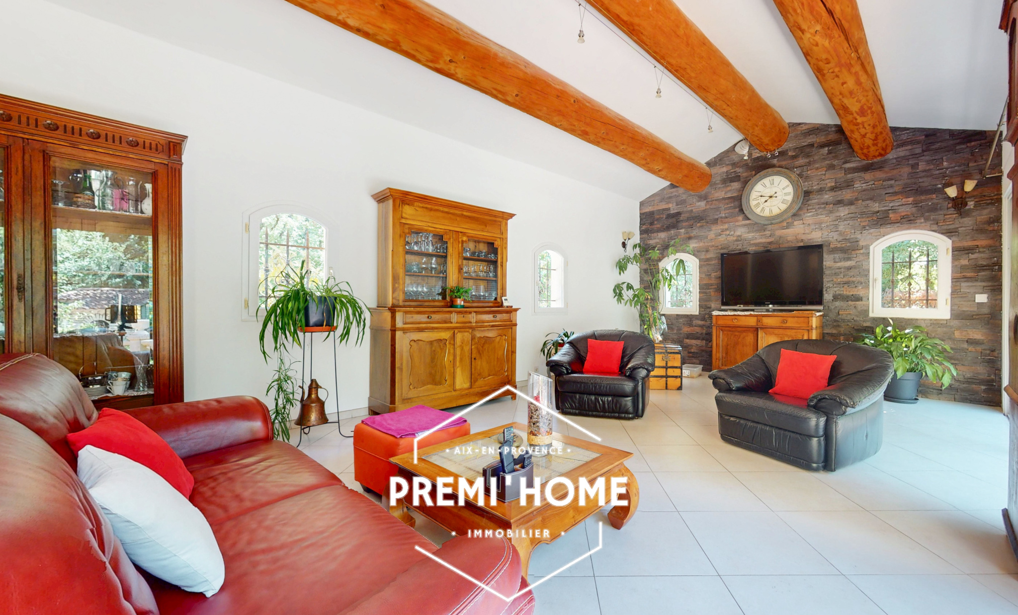 MAISON T4/5 PISCINE ET GARAGE NANS LES PINS - Premi'home Agence immobilière Aix En Provence