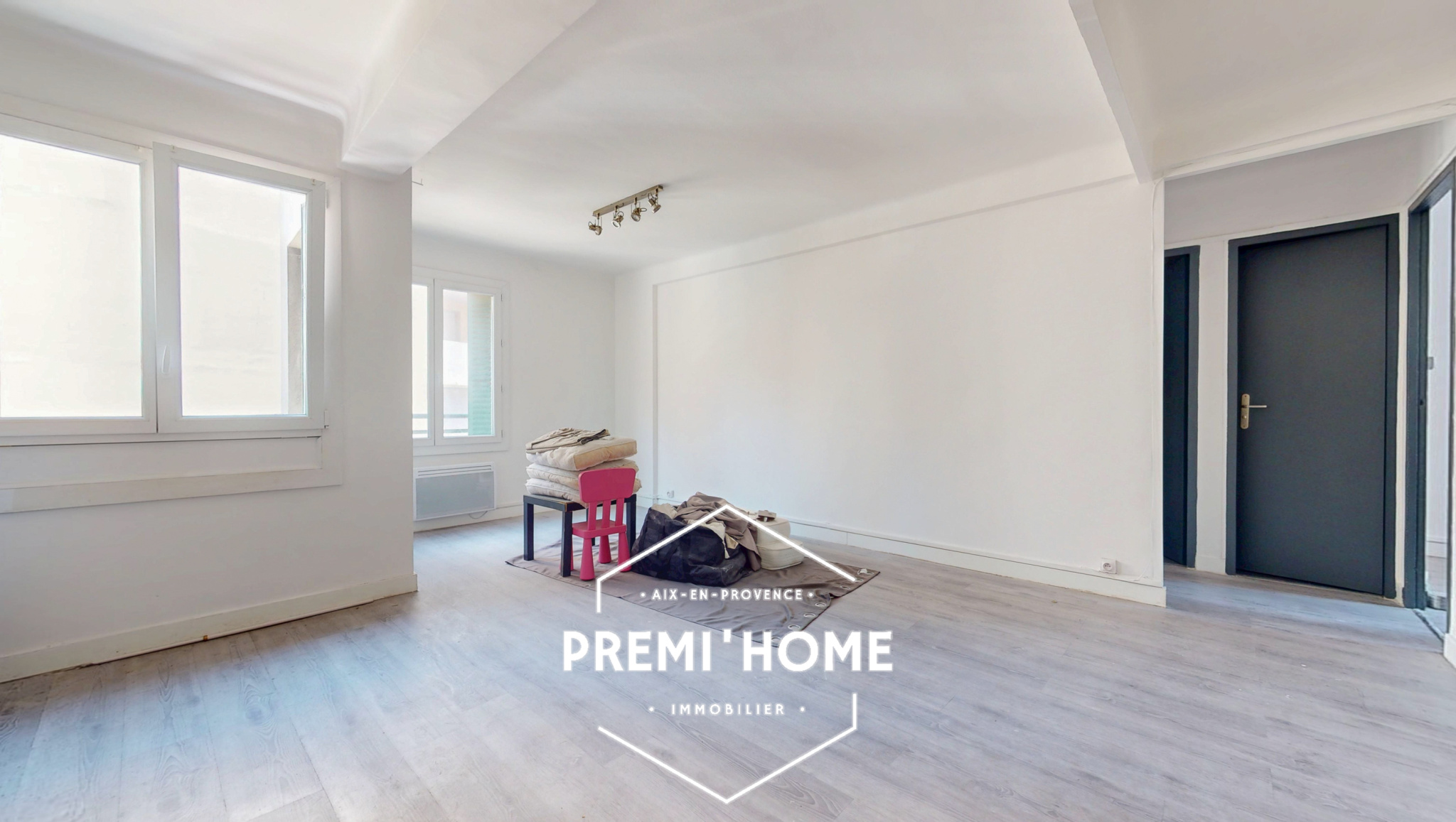 T3  AVEC BALCON MARSEILLE 13003 - Premi'home Agence immobilière Aix En Provence