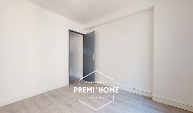 T3  AVEC BALCON MARSEILLE 13003 - Premi'home Agence immobilière Aix En Provence