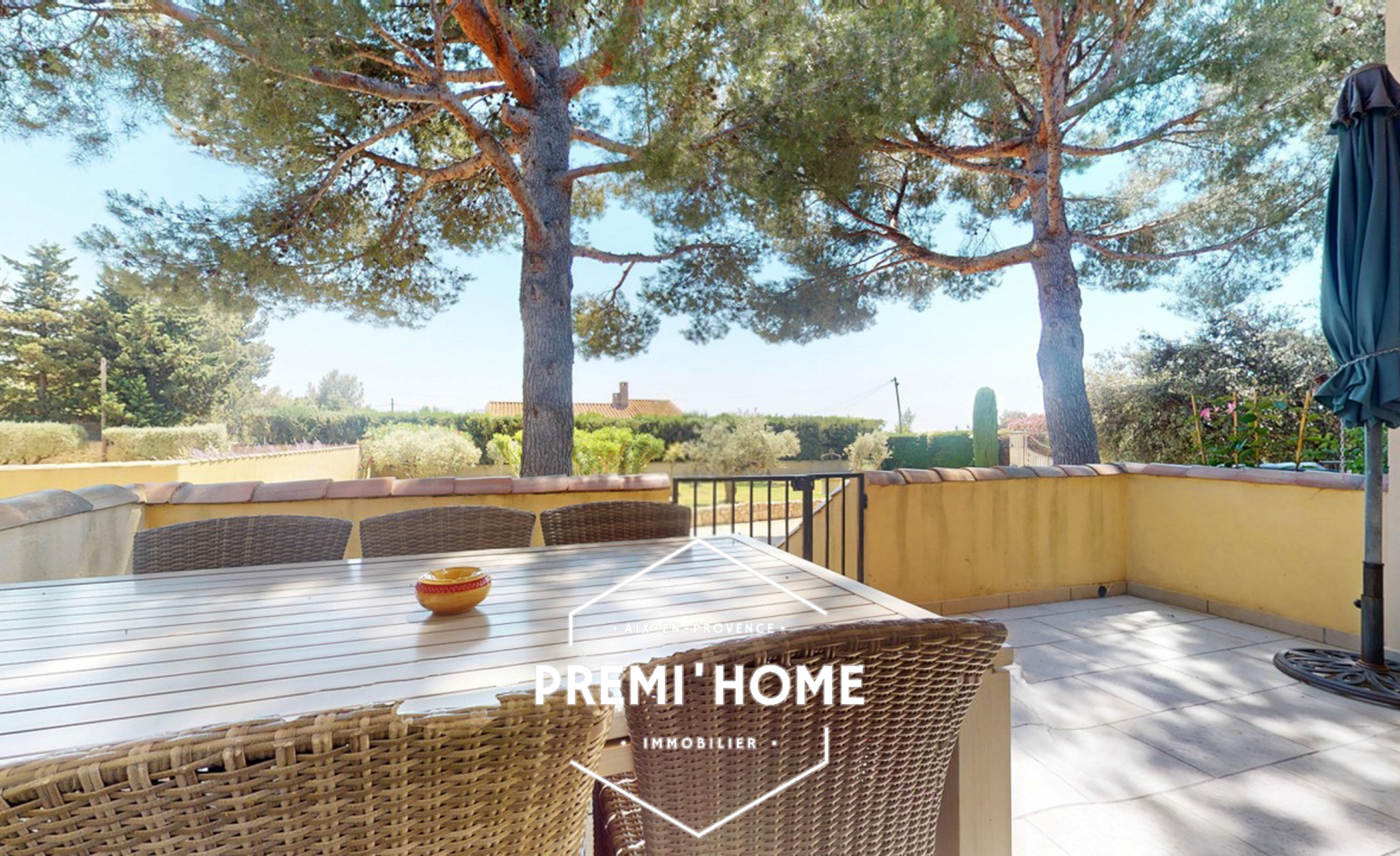 A VENDRE MAISON T4 DANS RÉSIDENCE AVEC PISCINE AUREILLE - Premi'home Agence immobilière Aix En Provence