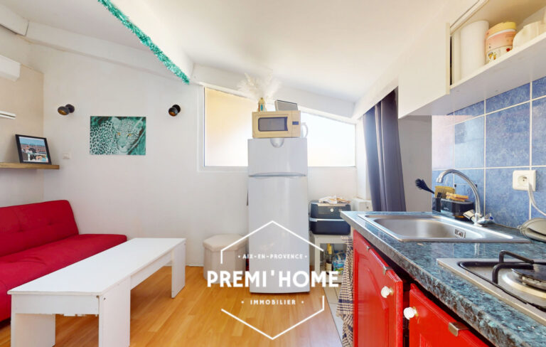A VENDRE MAISON PISCINE + STUDIO A MIRAMAS - Premi'home Agence immobilière Aix En Provence