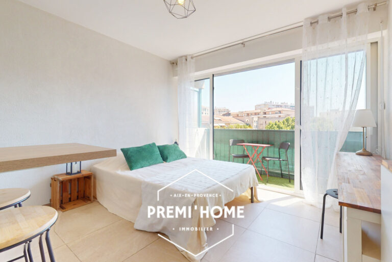 A VENDRE STUDIO RENOVE AIX EN PROVENCE GARE ROUTIERE - Premi'home Agence immobilière Aix En Provence