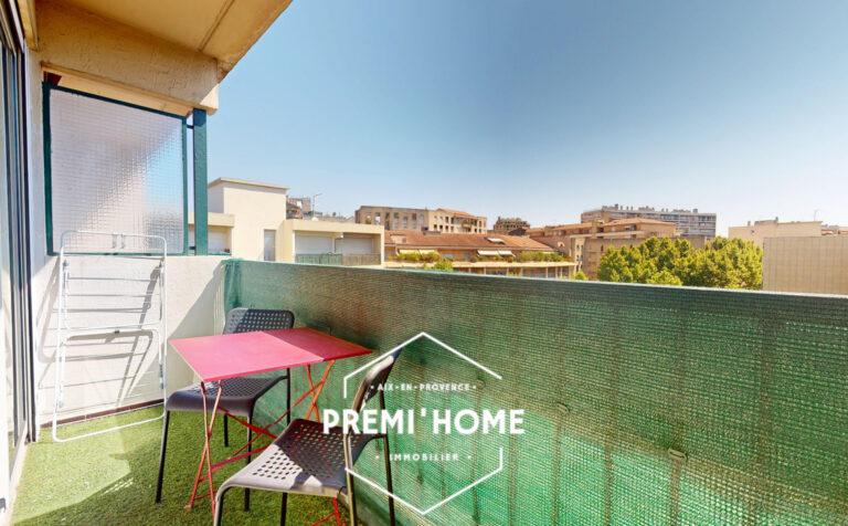 A VENDRE STUDIO RENOVE AIX EN PROVENCE GARE ROUTIERE - Premi'home Agence immobilière Aix En Provence