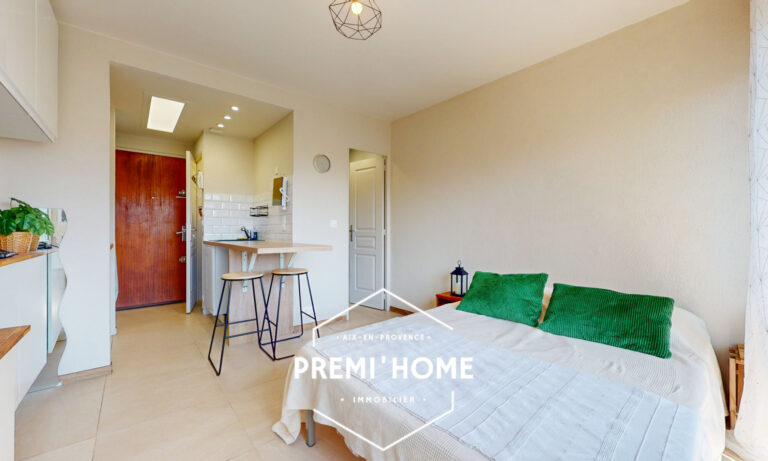 A VENDRE STUDIO RENOVE AIX EN PROVENCE GARE ROUTIERE - Premi'home Agence immobilière Aix En Provence