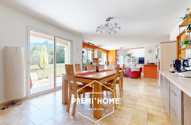 A VENDRE MAISON RECENTE 6 CHAMBRES SIMIANE COLLONGUE - Premi'home Agence immobilière Aix En Provence