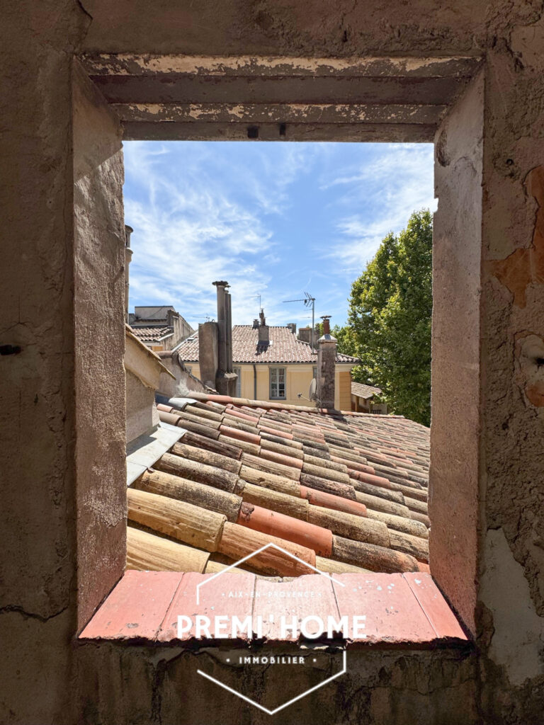 A VENDRE T2 RENOVE CENTRE HISTORIQUE AIX - Premi'home Agence immobilière Aix En Provence