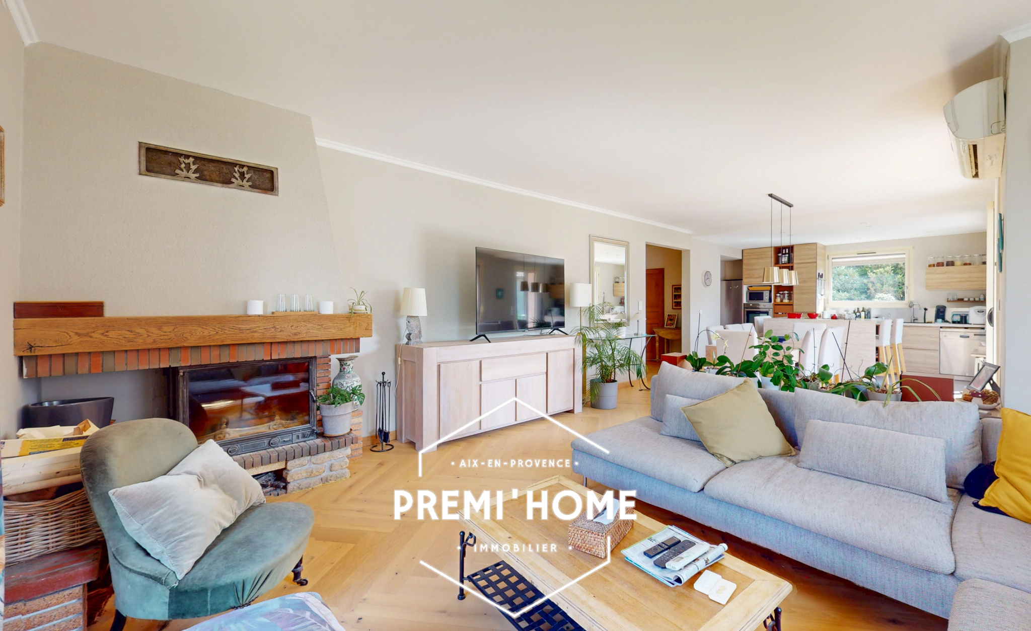 AVEC VENDRE MAISON T6 180 M2 PISCINE & GARAGE PILON BLANC A - Premi'home Agence immobilière Aix En Provence