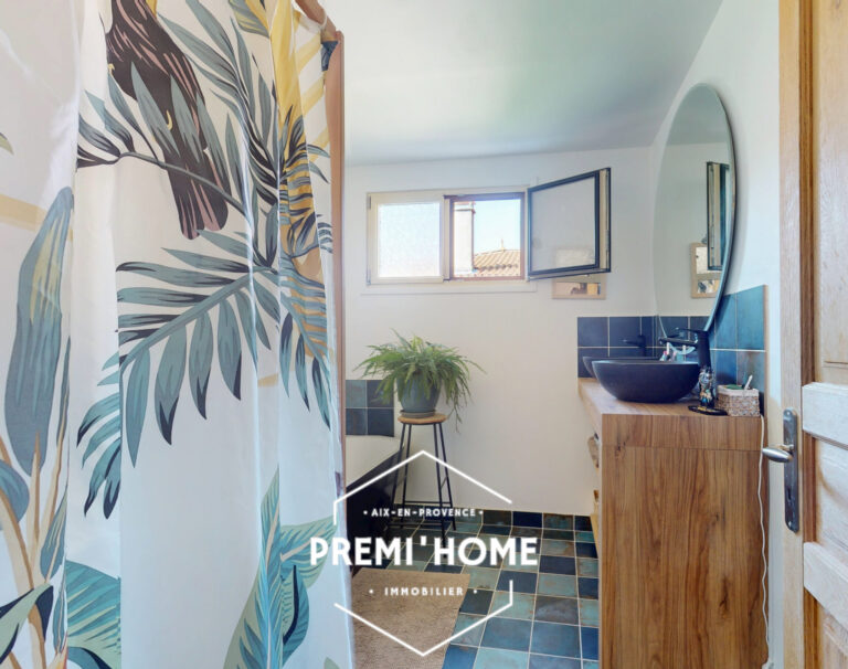 AVEC VENDRE MAISON T6 180 M2 PISCINE & GARAGE PILON BLANC A - Premi'home Agence immobilière Aix En Provence