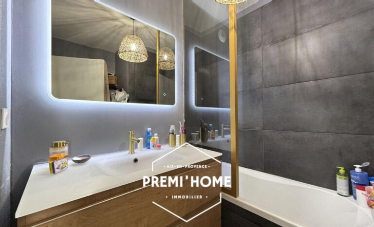 A VENDRE T3 250M2 JARDIN AIX EN PROVENCE OUEST - Premi'home Agence immobilière Aix En Provence