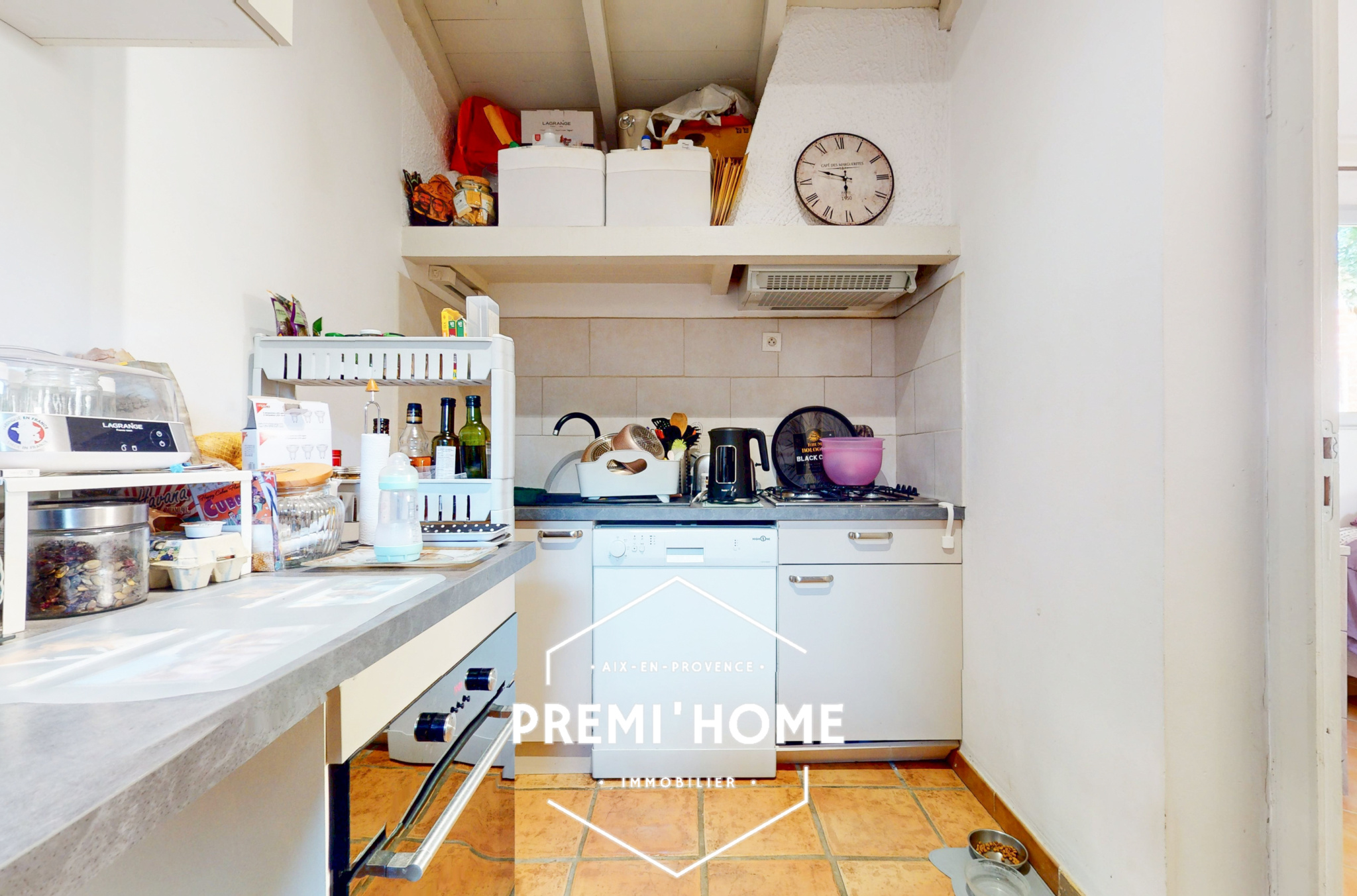 T3 REZ DE JARDIN MAISON, AVEC TERRASSE ET PARKING CENTRE LUY - Premi'home Agence immobilière Aix En Provence