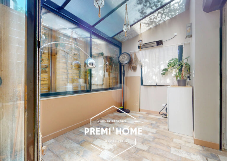 A VENDRE T3 AVEC TERRASSE AIX EN PROVENCE FACULTES - Premi'home Agence immobilière Aix En Provence