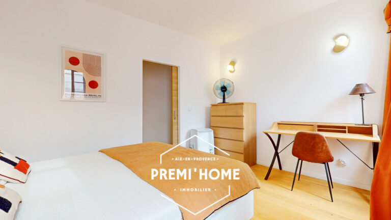 T3 RENOVE A VENDRE CENTRE HISTORIQUE AIX EN PROVENCE - Premi'home Agence immobilière Aix En Provence