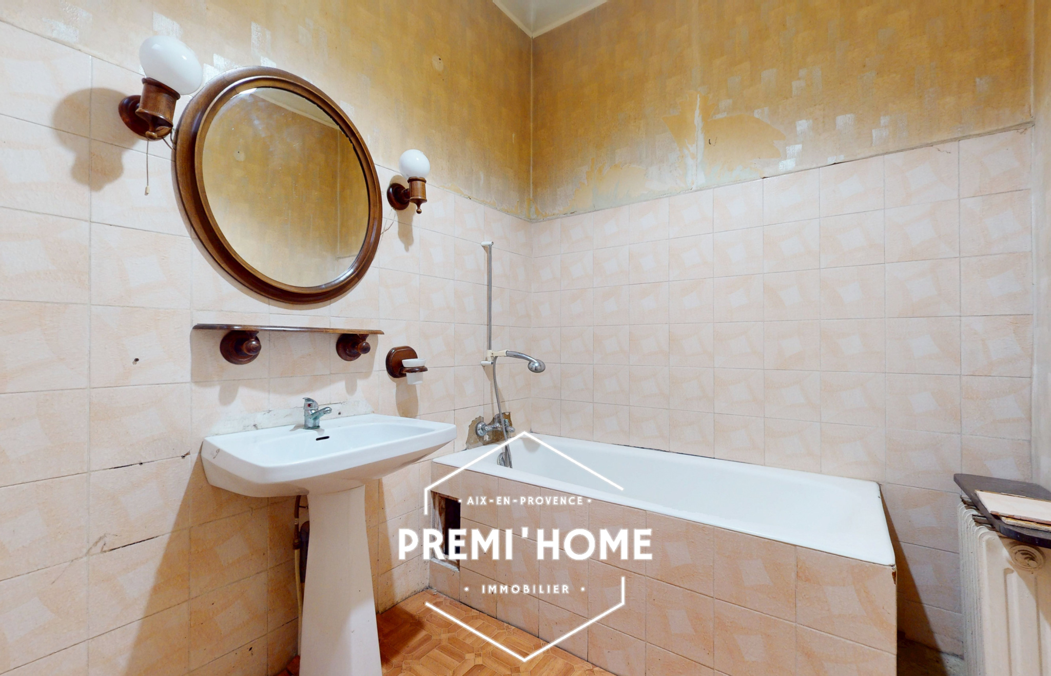 A VENDRE T3 A RENOVER MALLEMORT - Premi'home Agence immobilière Aix En Provence