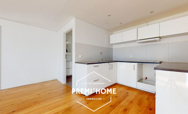 A VENDRE T2 RENOVE RDC AIX EN PROVENCE - Premi'home Agence immobilière Aix En Provence