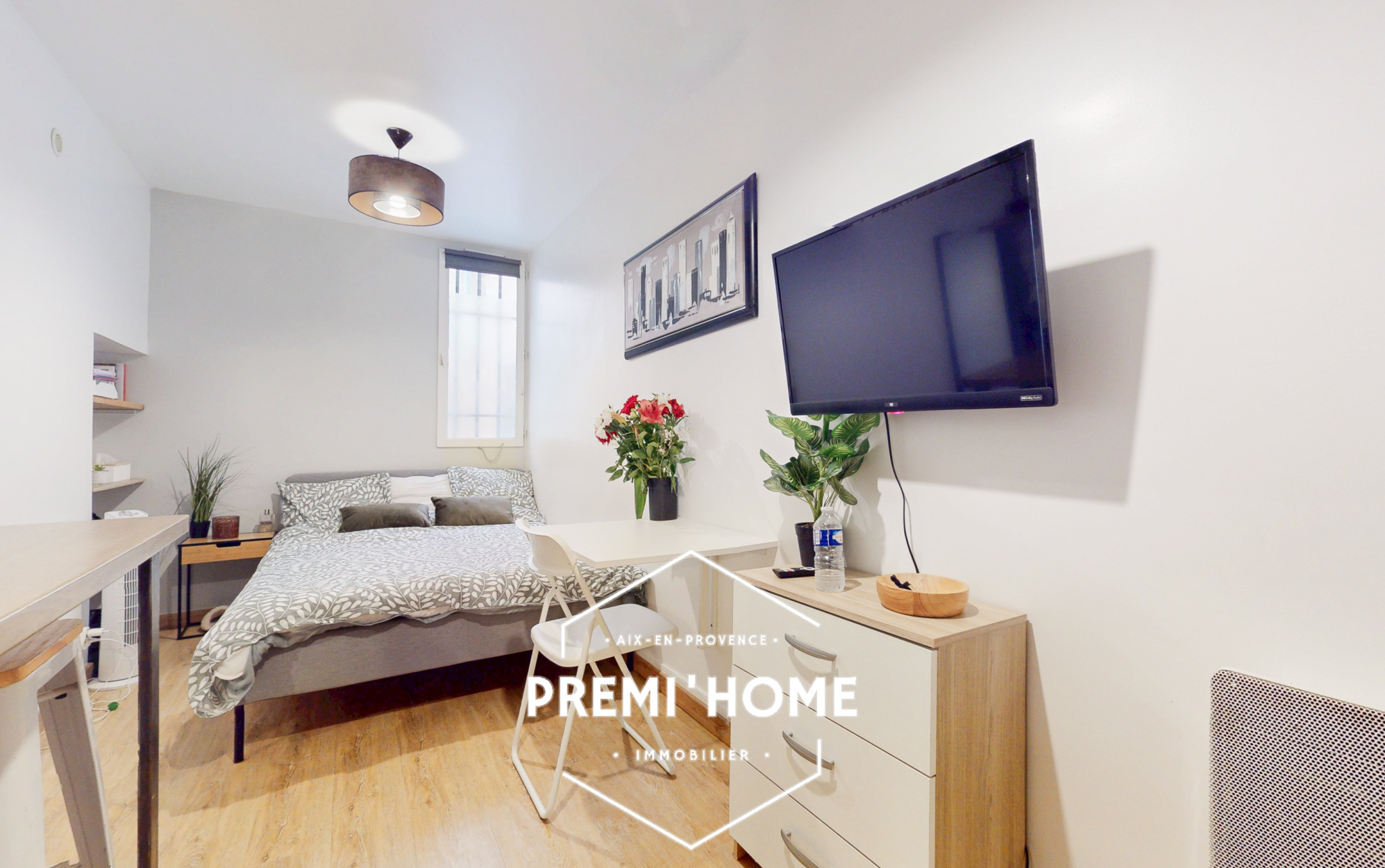 A VENDRE STUDIO RENOVE RDC AIX TANNEURS - Premi'home Agence immobilière Aix En Provence