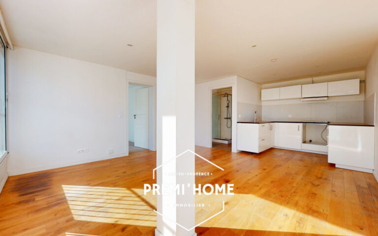 A VENDRE T2 RENOVE RDC AIX EN PROVENCE - Premi'home Agence immobilière Aix En Provence