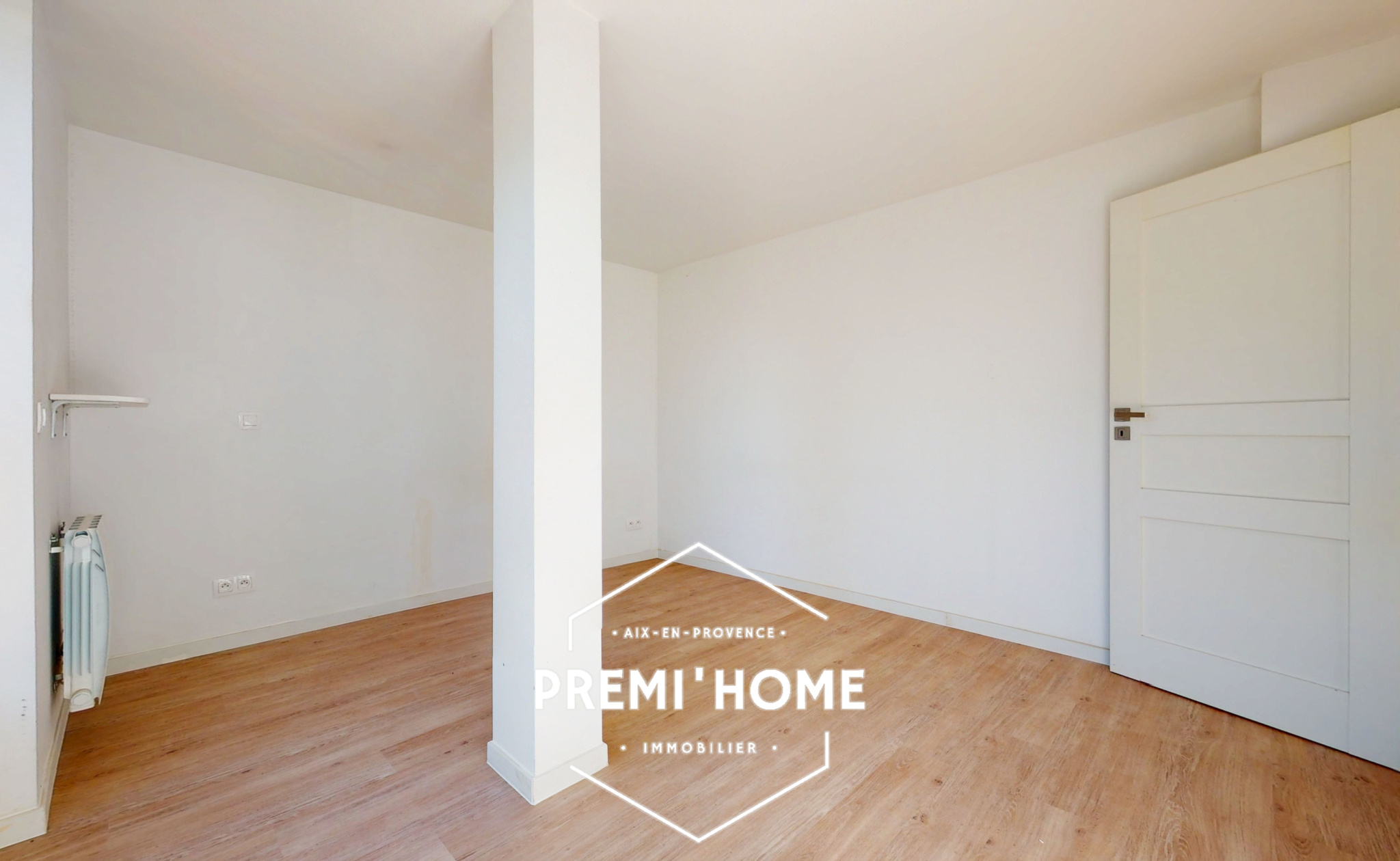 A VENDRE T2 RENOVE RDC AIX EN PROVENCE - Premi'home Agence immobilière Aix En Provence