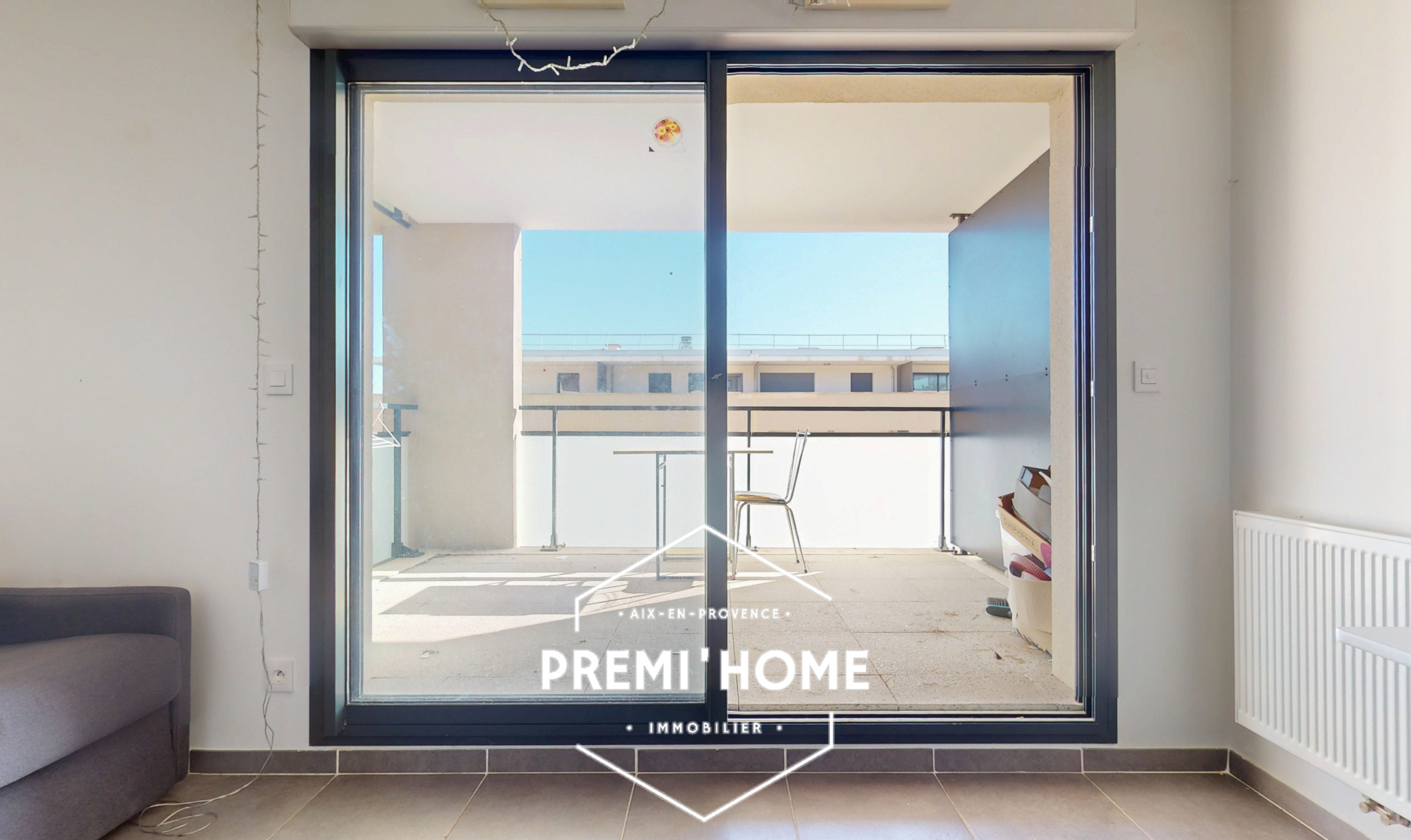 A VENDRE STUDIO AIX SUD NATIVITE AVEC TERRASSE - Premi'home Agence immobilière Aix En Provence