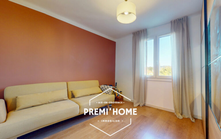 T3 RENOVE A VENDRE PROCHE CENTRE VILLE AIX EN PROVENCE - Premi'home Agence immobilière Aix En Provence