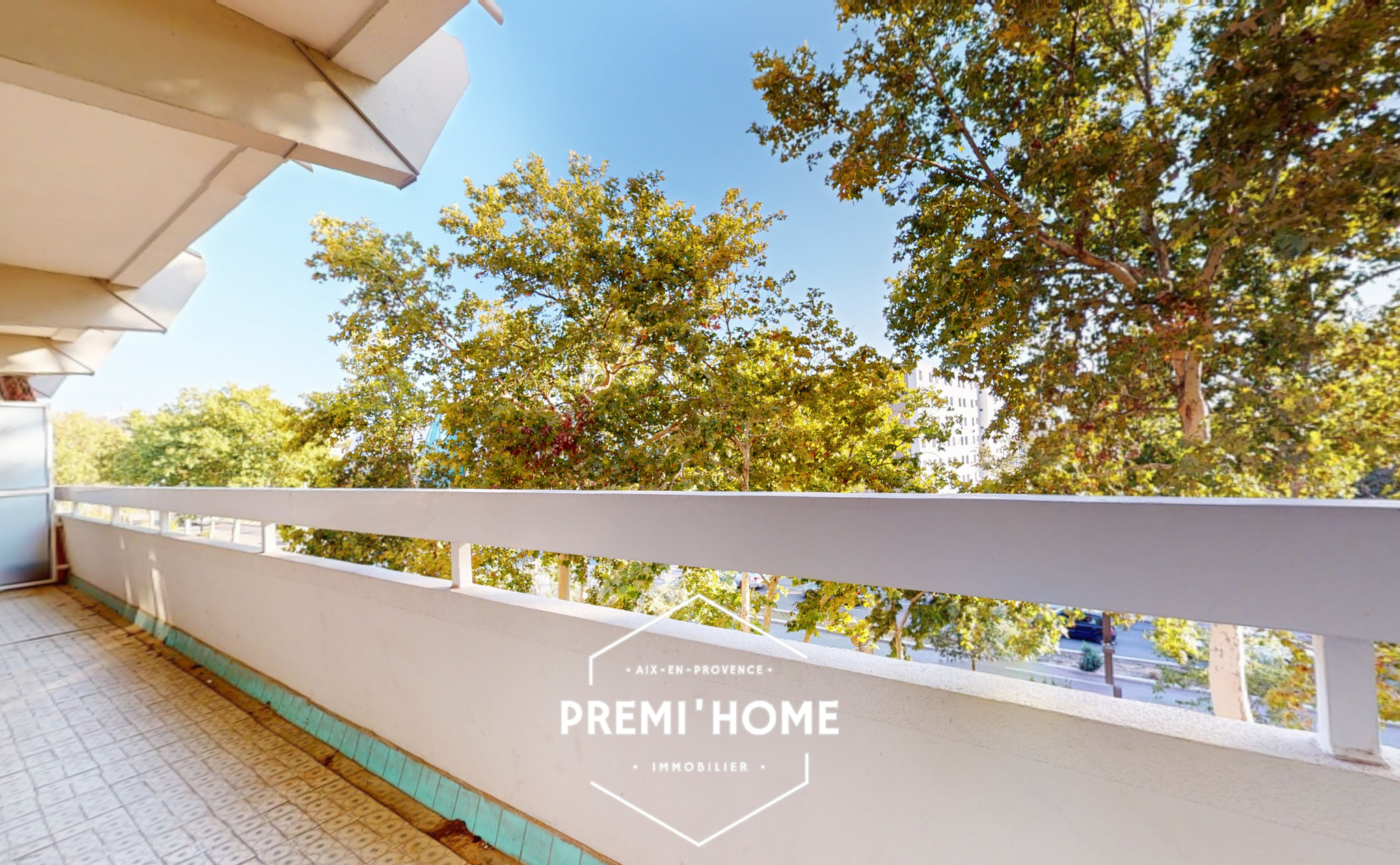 T3/4 A RENOVER PROCHE PASINO - Premi'home Agence immobilière Aix En Provence