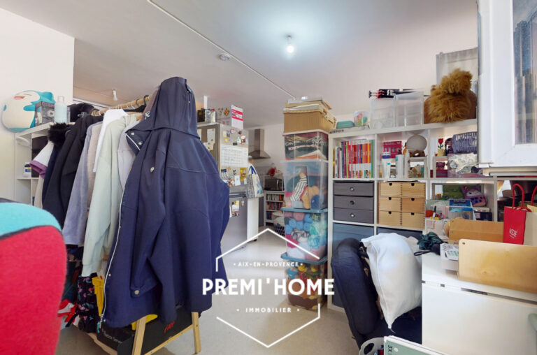 A VENDRE STUDIO RDC VASARELY AIX EN PROVENCE - Premi'home Agence immobilière Aix En Provence