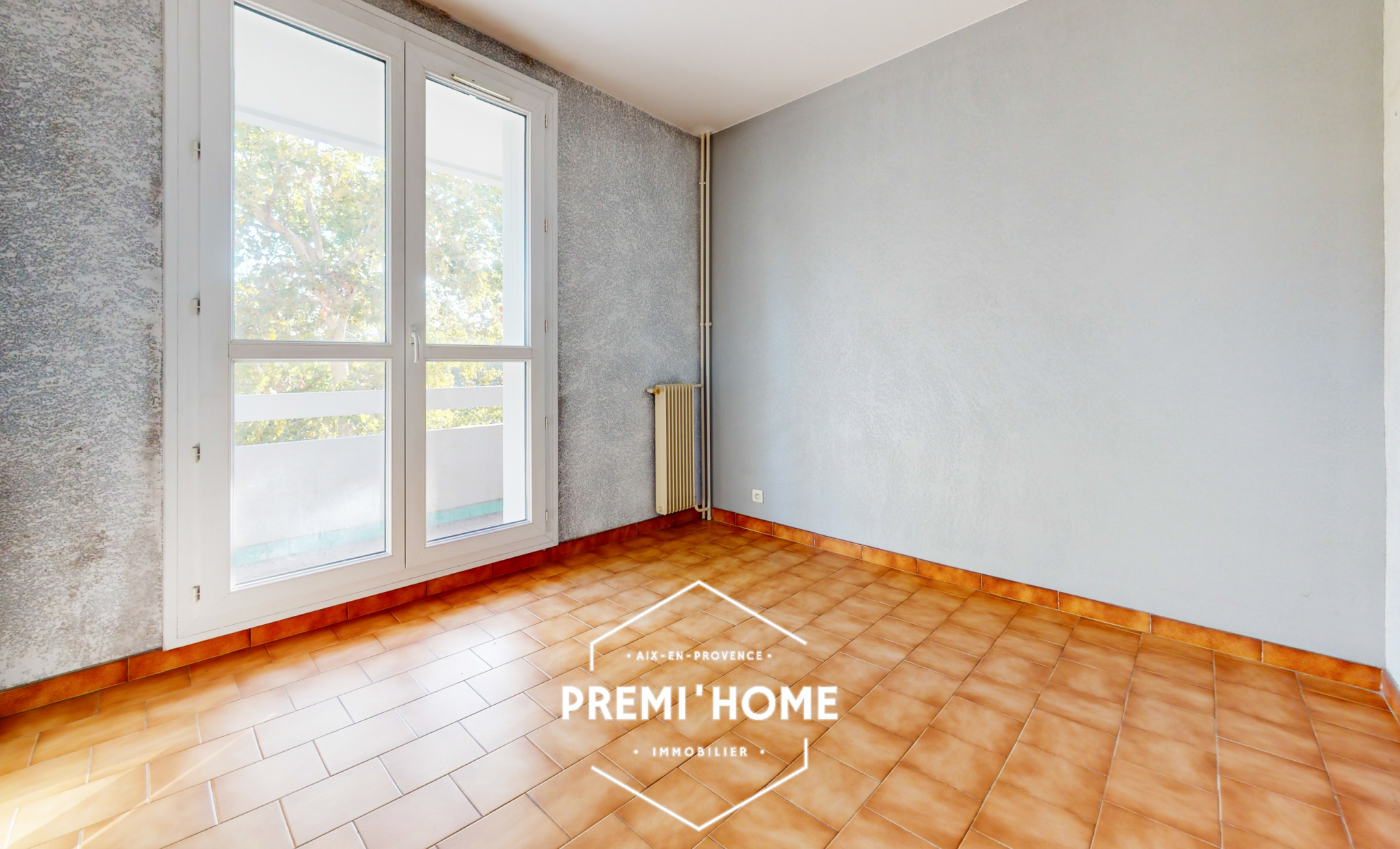 T3/4 A RENOVER PROCHE PASINO - Premi'home Agence immobilière Aix En Provence