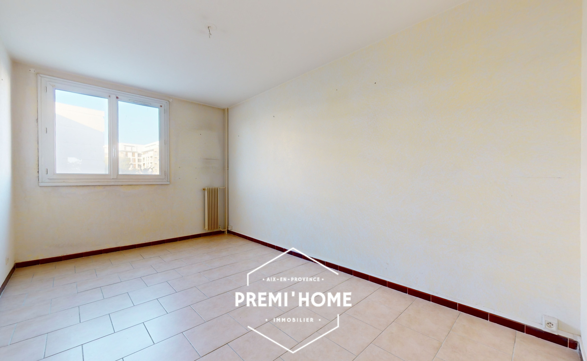 T3/4 A RENOVER PROCHE PASINO - Premi'home Agence immobilière Aix En Provence