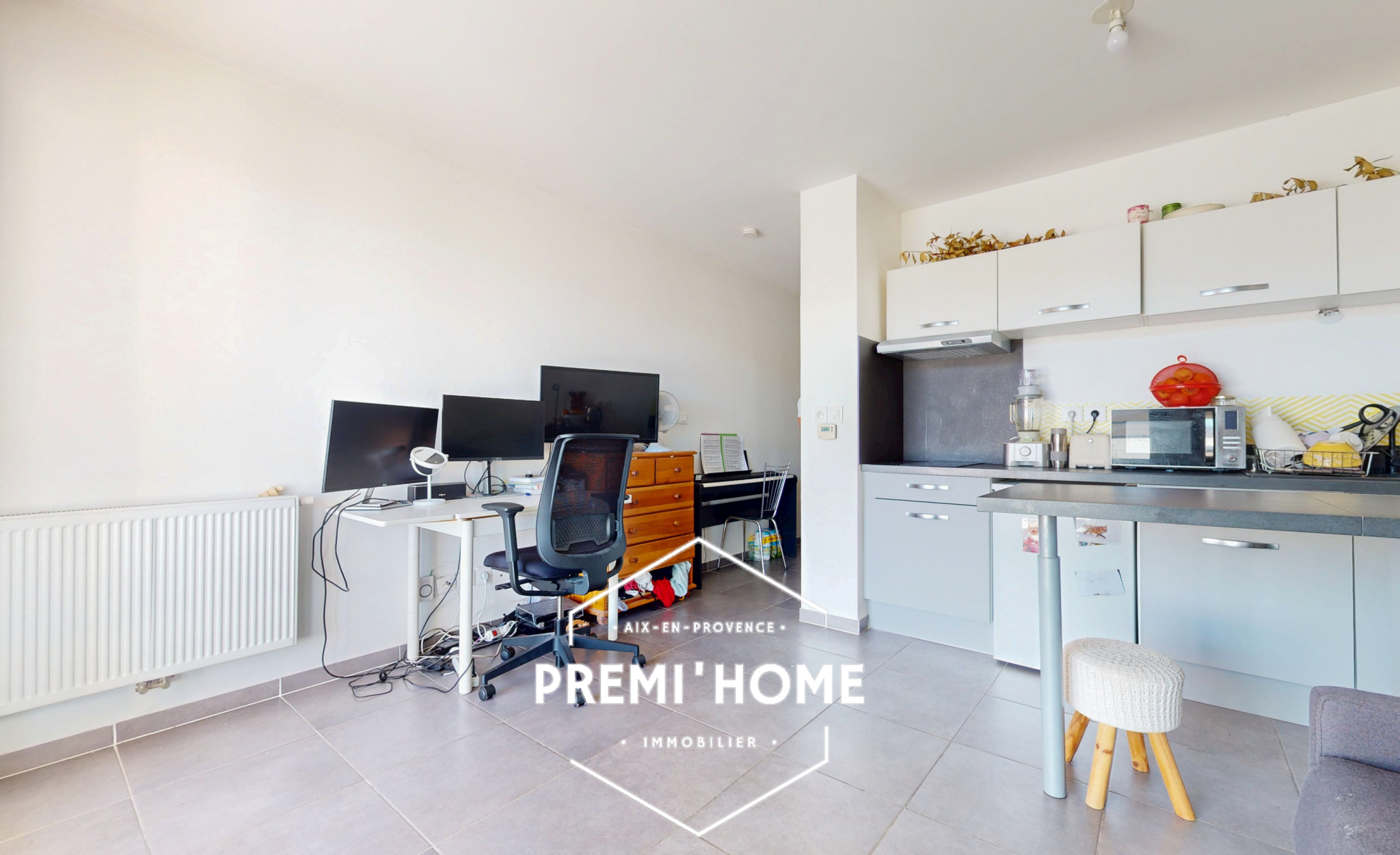 A VENDRE STUDIO AIX SUD NATIVITE AVEC TERRASSE - Premi'home Agence immobilière Aix En Provence