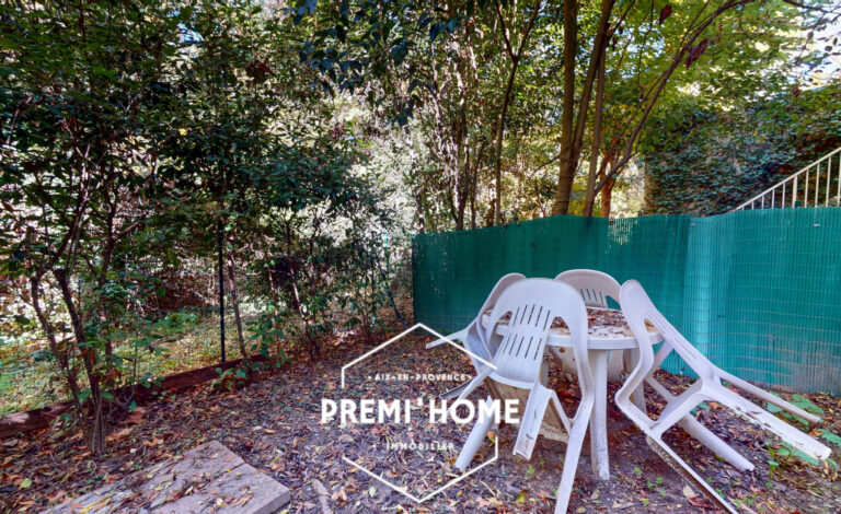 STUDIO AVEC JARDIN A VENDRE AIX LA TORSE - Premi'home Agence immobilière Aix En Provence