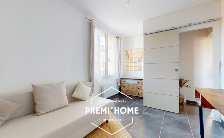 T3 RENOVE DERNIER ETAGE PONT DE L&rsquo;ARC AIX EN PROVENCE - Premi'home Agence immobilière Aix En Provence