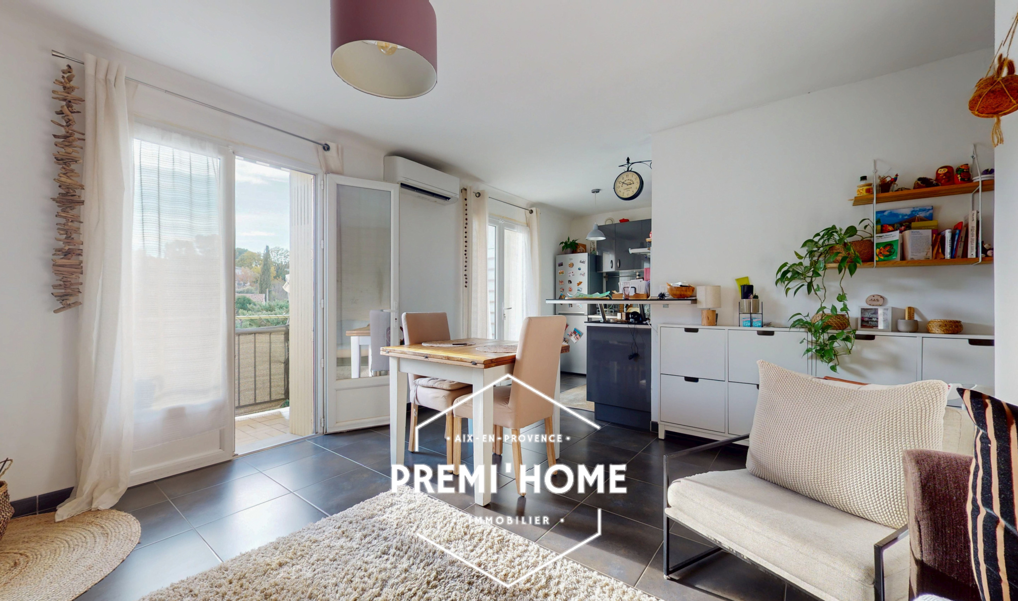 T3 RENOVE DERNIER ETAGE PONT DE L&rsquo;ARC AIX EN PROVENCE - Premi'home Agence immobilière Aix En Provence