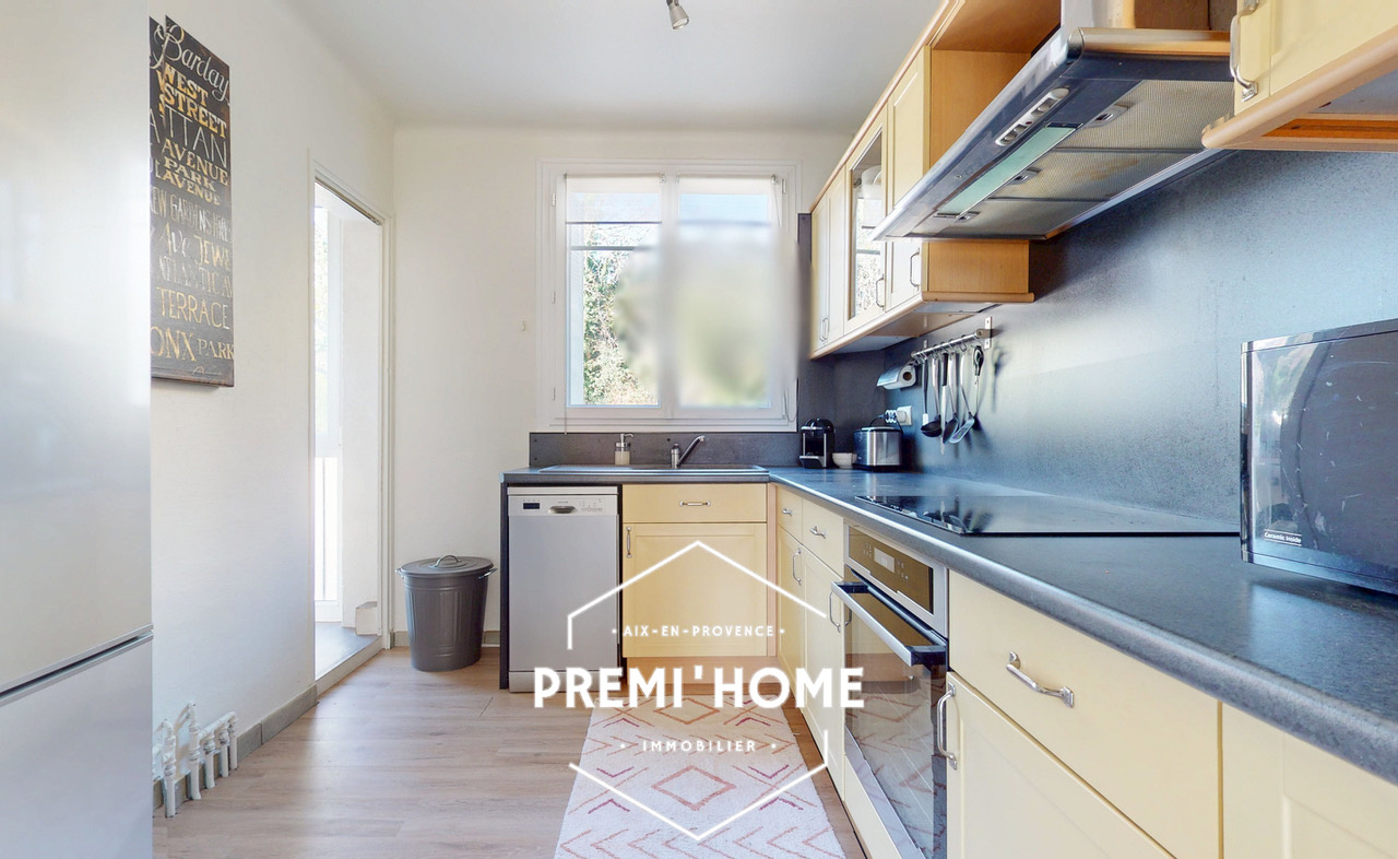 Appartement T3 rénové   Calme absolu, balcon plein sud, proc - Premi'home Agence immobilière Aix En Provence