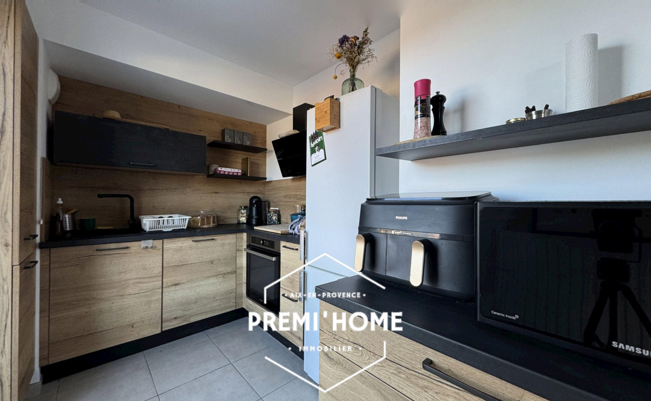 APPARTEMENT DE STANDING – T4 de 99m2 avec terrasse de 150 m2 - Premi'home Agence immobilière Aix En Provence