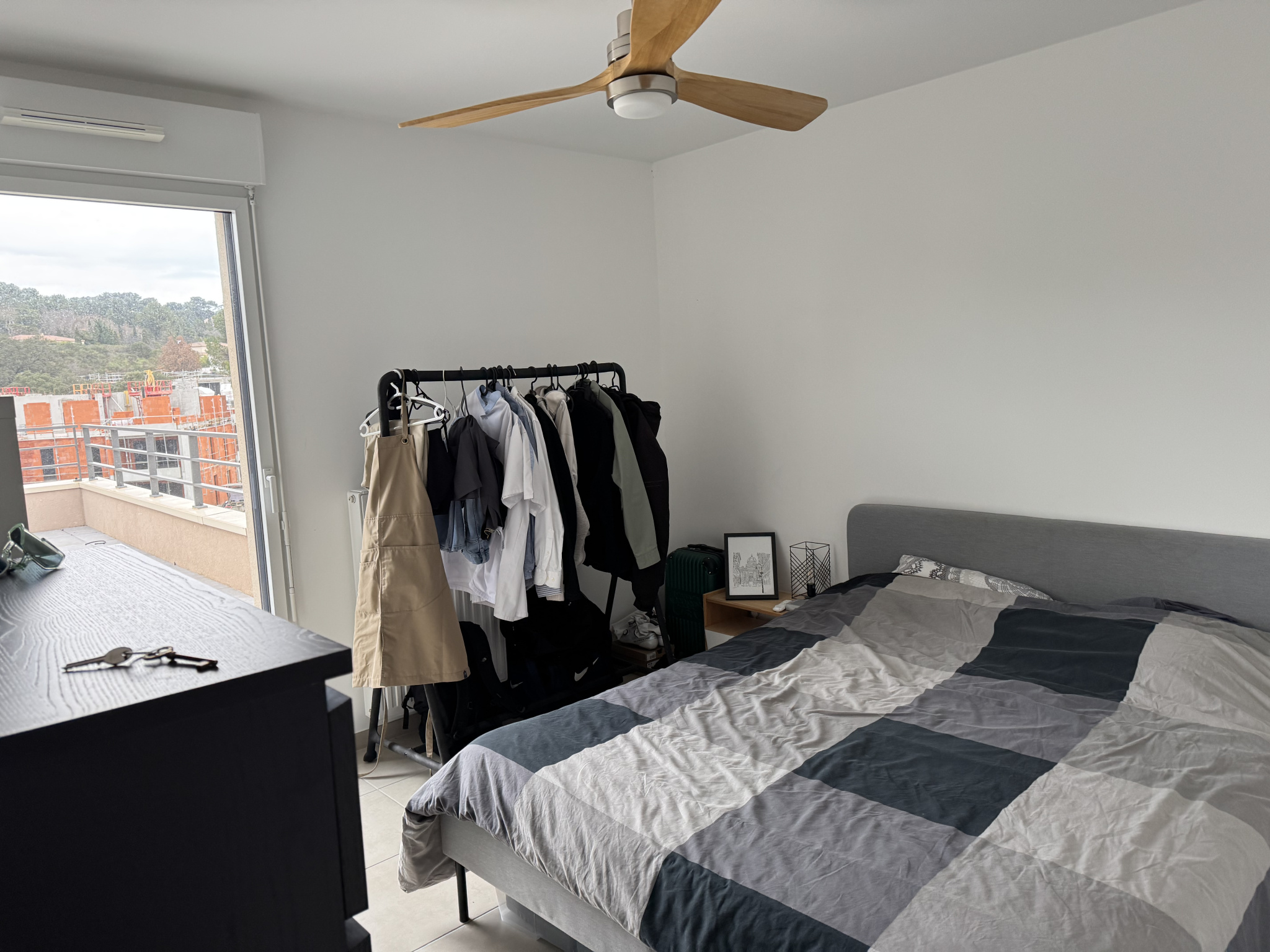 APPARTEMENT DE STANDING – T4 de 99m2 avec terrasse de 150 m2 - Premi'home Agence immobilière Aix En Provence