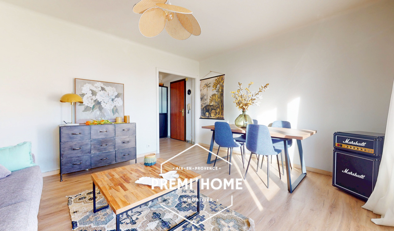 Appartement T3 rénové   Calme absolu, balcon plein sud, proc - Premi'home Agence immobilière Aix En Provence