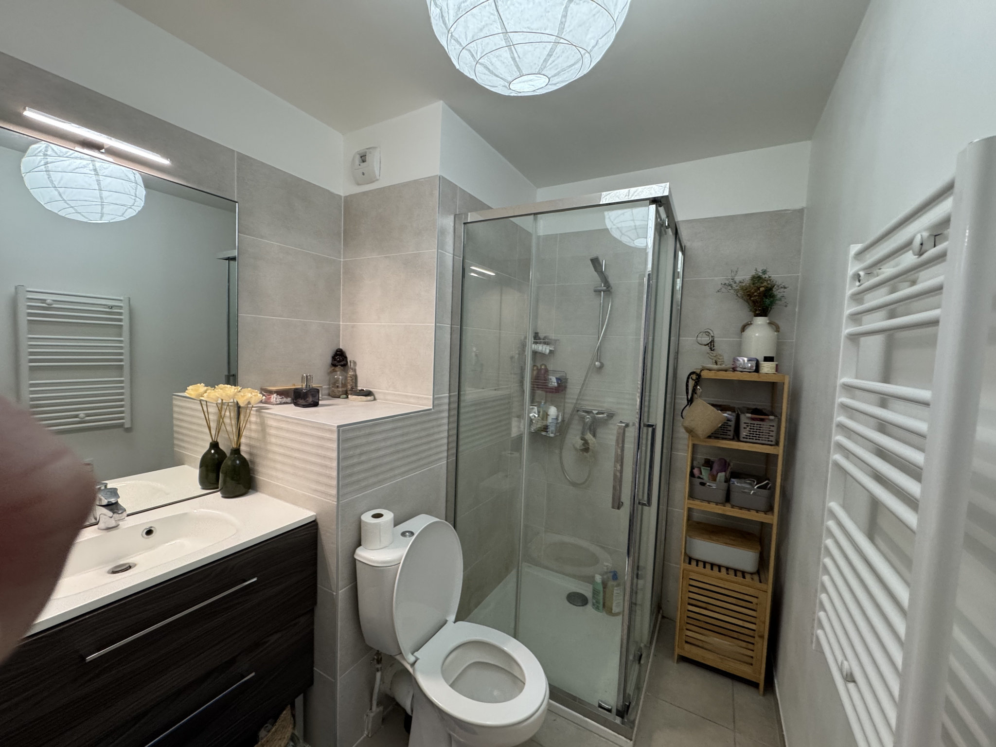 APPARTEMENT DE STANDING – T4 de 99m2 avec terrasse de 150 m2 - Premi'home Agence immobilière Aix En Provence