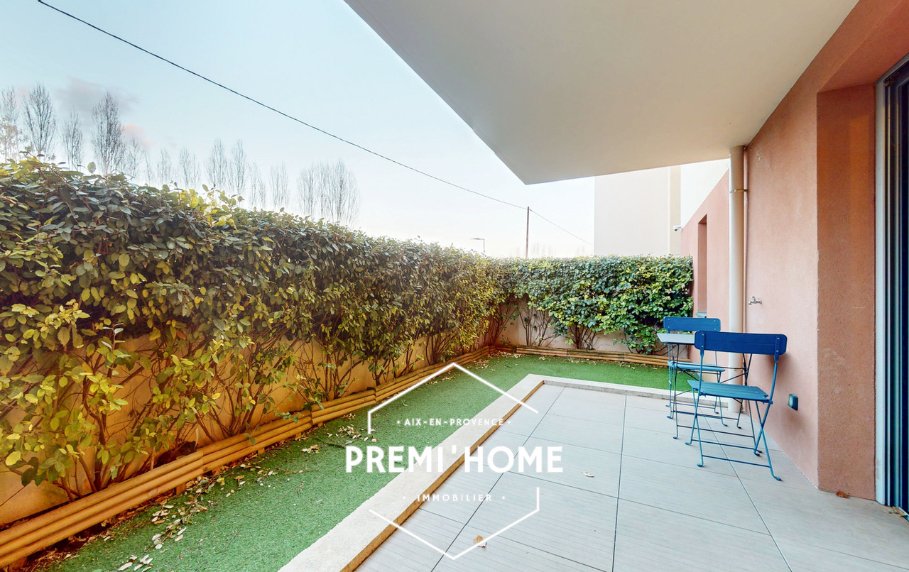 A vendre T2 49 m2 rez de jardin avec terrasse jardin et box - Premi'home Agence immobilière Aix En Provence