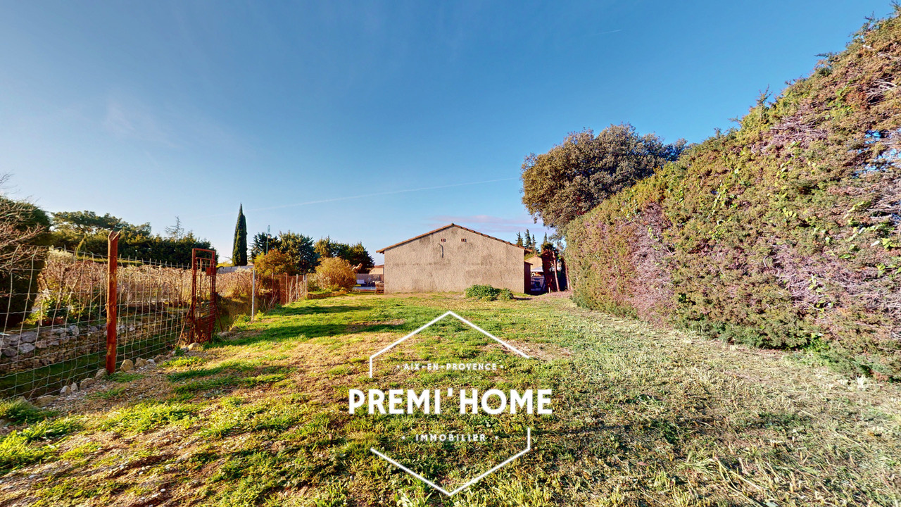 5 PIÈCES 128 M2 MAISON PLAIN PIED PISCINE ET GARAGE AUREILLE - Premi'home Agence immobilière Aix En Provence