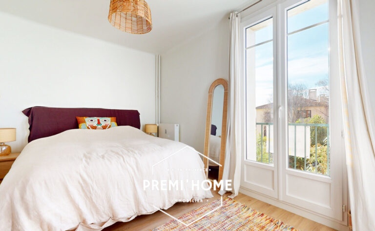 Appartement T3 rénové   Calme absolu, balcon plein sud, proc - Premi'home Agence immobilière Aix En Provence