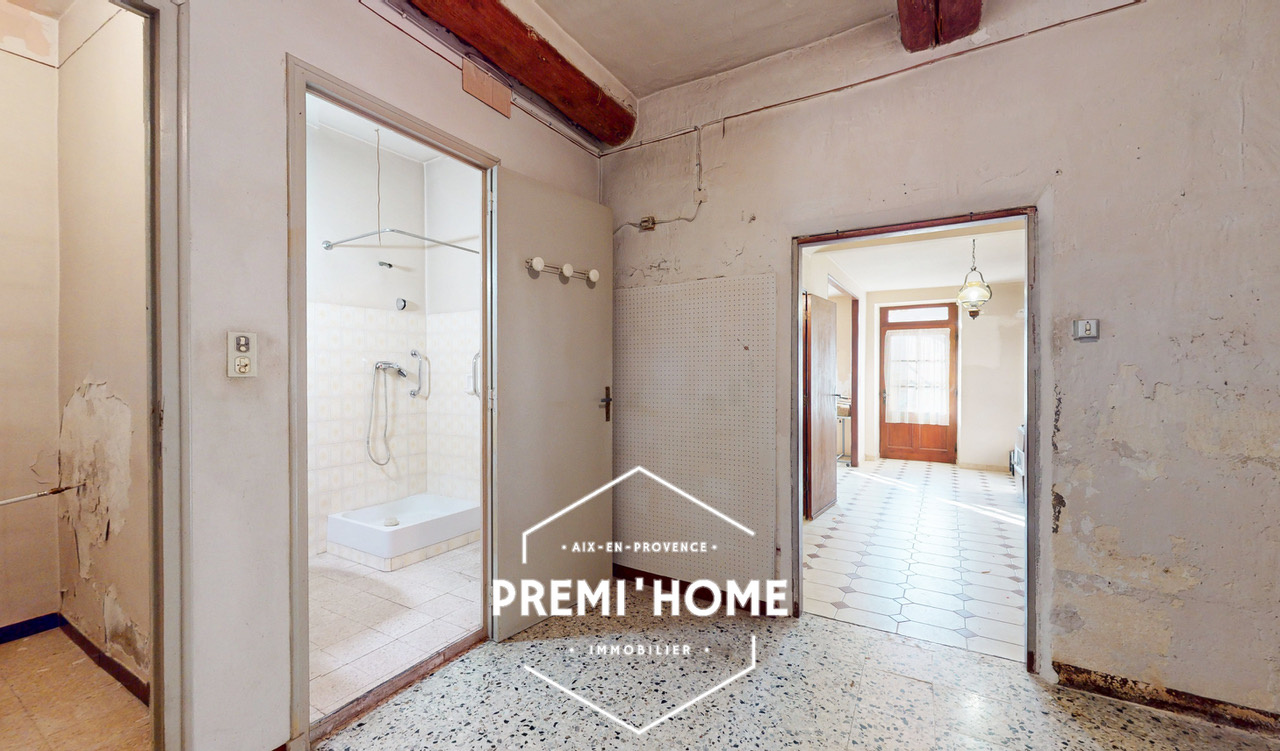 6 PIÈCES 105 M2 MAISON  DE VILLAGE À RÉNOVER AUREILLE - Premi'home Agence immobilière Aix En Provence