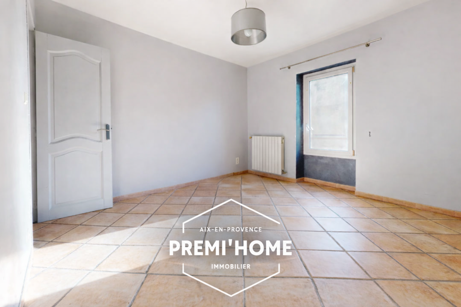 A VENDRE MAISON T4 + T2 AVEC TERRASSE & GARAGE A AUREILLE - Premi'home Agence immobilière Aix En Provence