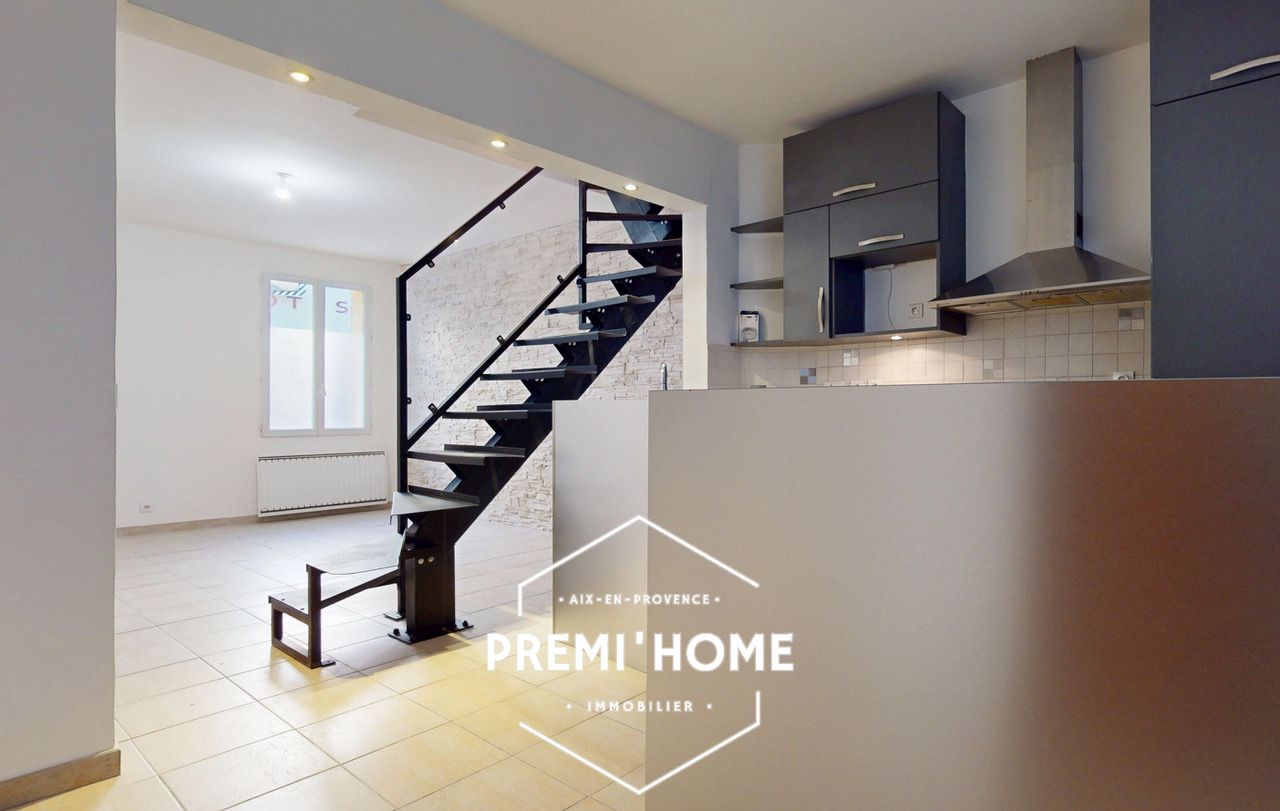 Appartement T3 en duplex avec stationnement   Rousset (13790 - Premi'home Agence immobilière Aix En Provence