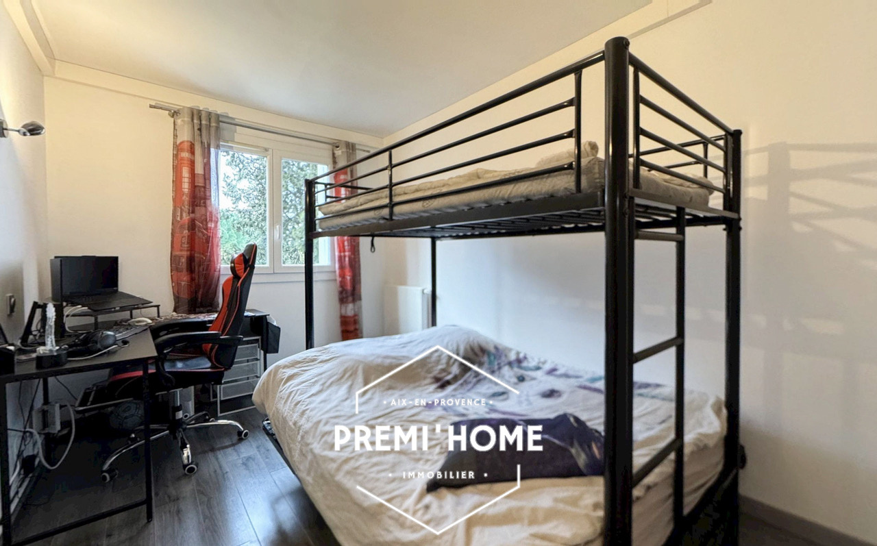 T4 refait avec balcon/loggia, parking, ascenseur   Aix-en-Pr - Premi'home Agence immobilière Aix En Provence
