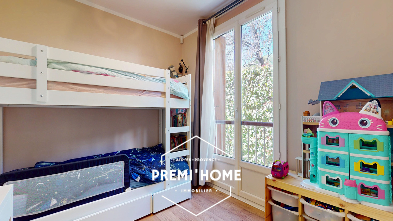 AIX-EN-PROVENCE NORD   T3 RÉNOVÉ 60 m2   TRAVERSANT   CAVE - Premi'home Agence immobilière Aix En Provence
