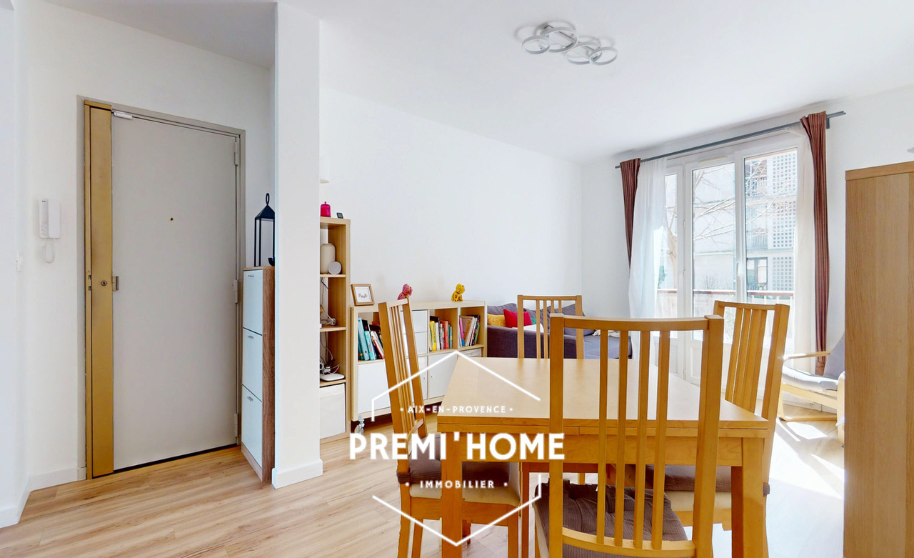 AIX-EN-PROVENCE NORD   T3 RÉNOVÉ 60 m2   TRAVERSANT   CAVE - Premi'home Agence immobilière Aix En Provence