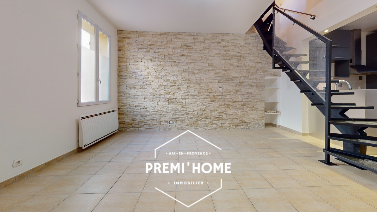 Appartement T3 en duplex avec stationnement   Rousset (13790 - Premi'home Agence immobilière Aix En Provence