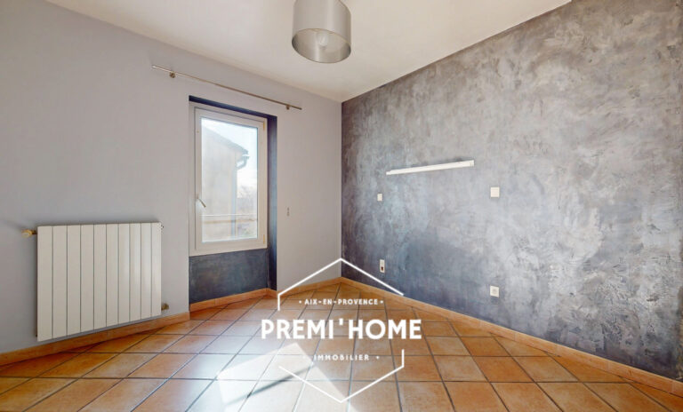 A VENDRE MAISON T4 + T2 AVEC TERRASSE & GARAGE A AUREILLE - Premi'home Agence immobilière Aix En Provence